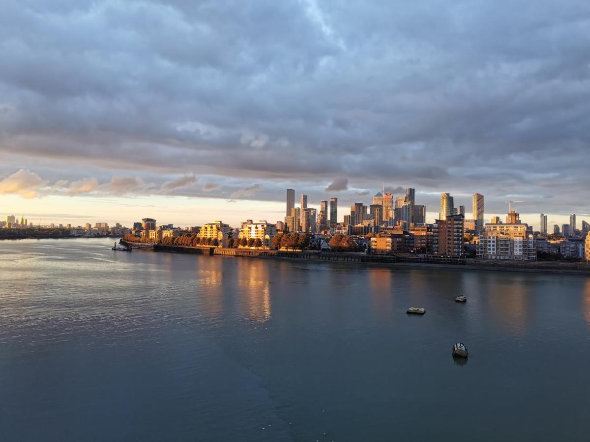 Homestay Room With Stunning Thames River View Londýn Exteriér fotografie