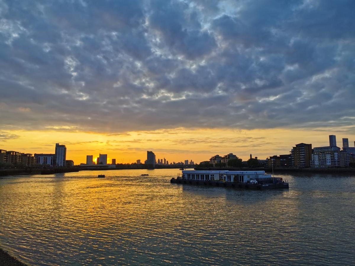 Homestay Room With Stunning Thames River View Londýn Exteriér fotografie
