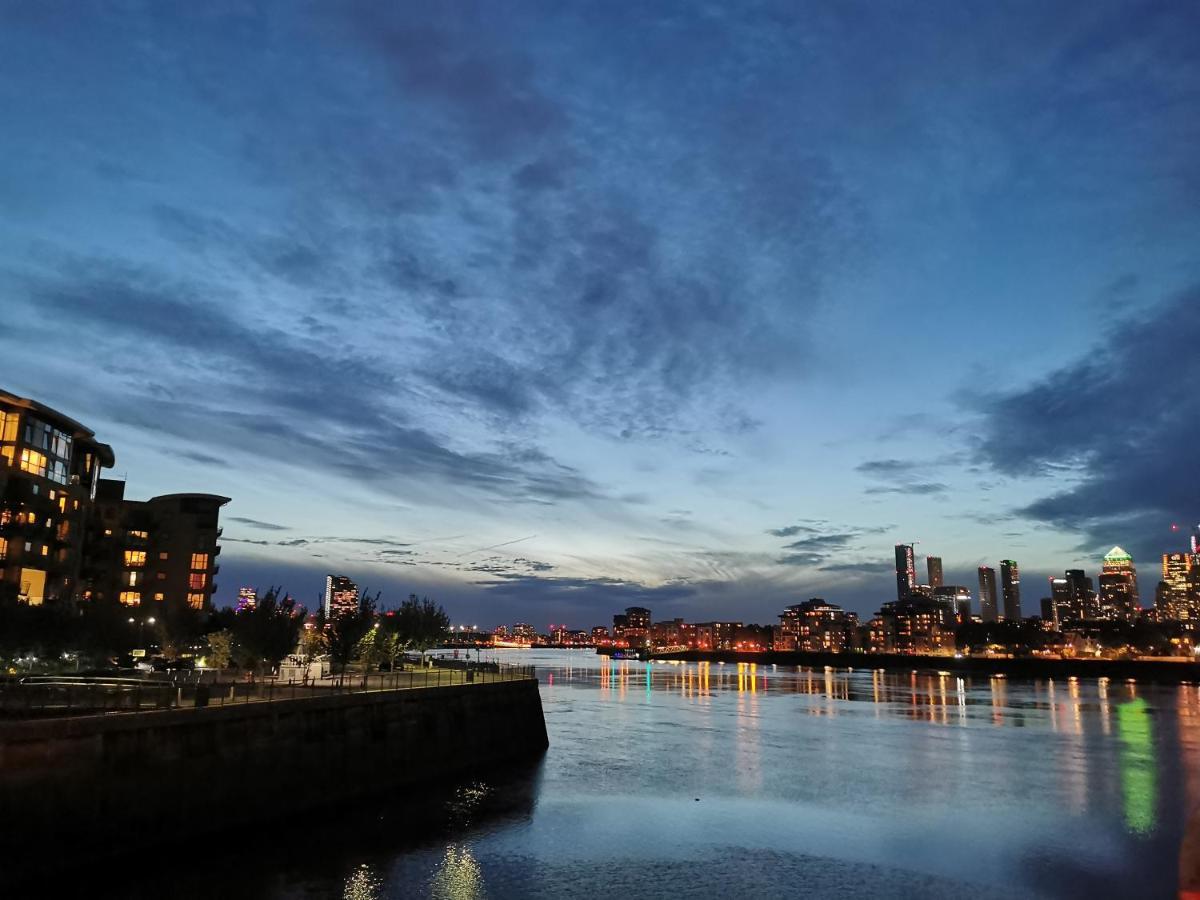 Homestay Room With Stunning Thames River View Londýn Exteriér fotografie